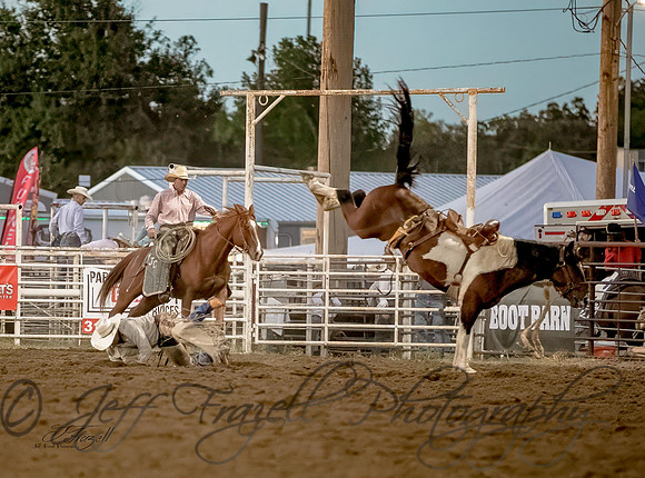 _E0I5707-Edit