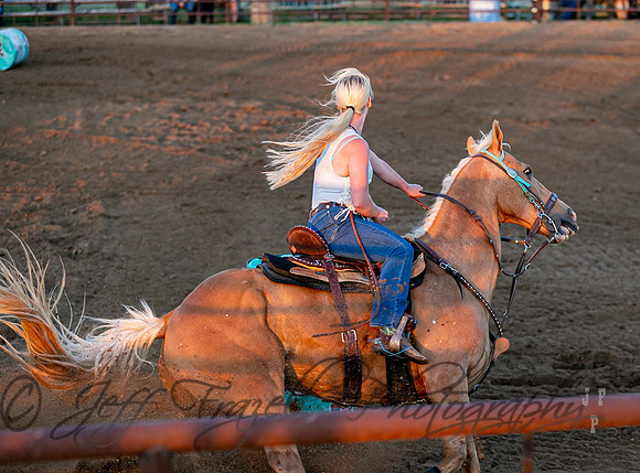 _E0I7413