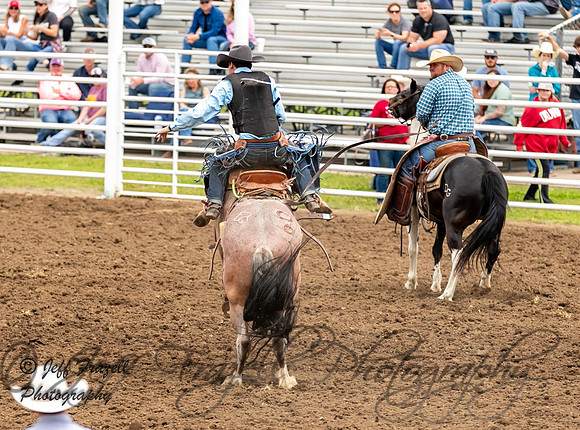 _35I4740